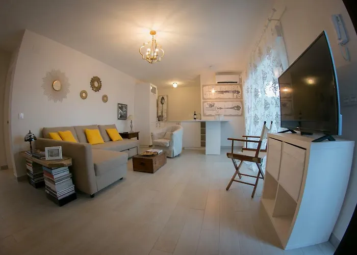 Casa Del Guardés Del Molino De Alarcón *