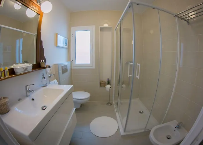 Casa Del Guardes Del Molino De Alarcon * Ronda